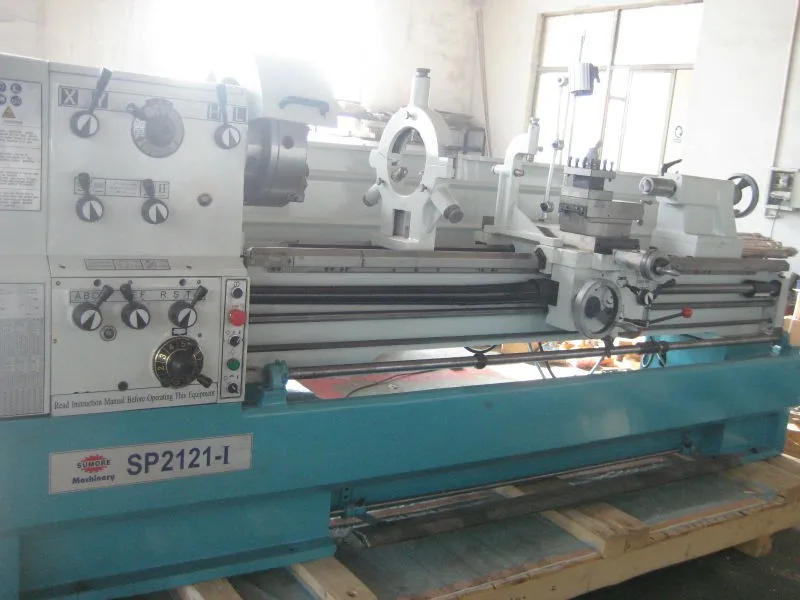 Lathe Machines New Metal Universal High Precision Metal Parallel Gap Bed Lathe Machine SP2121