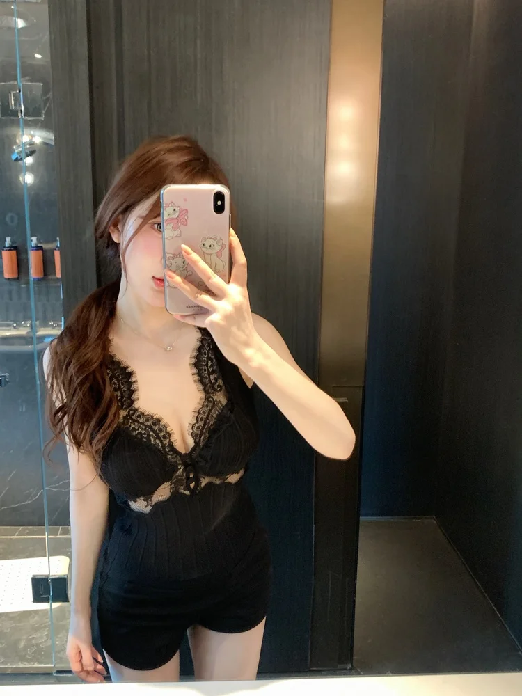 

M900 Lace Strap Vest Women's Summer New Deep V-ne Svel Slimming Sexy Inner Wear Top Faionable Casual Outerwear