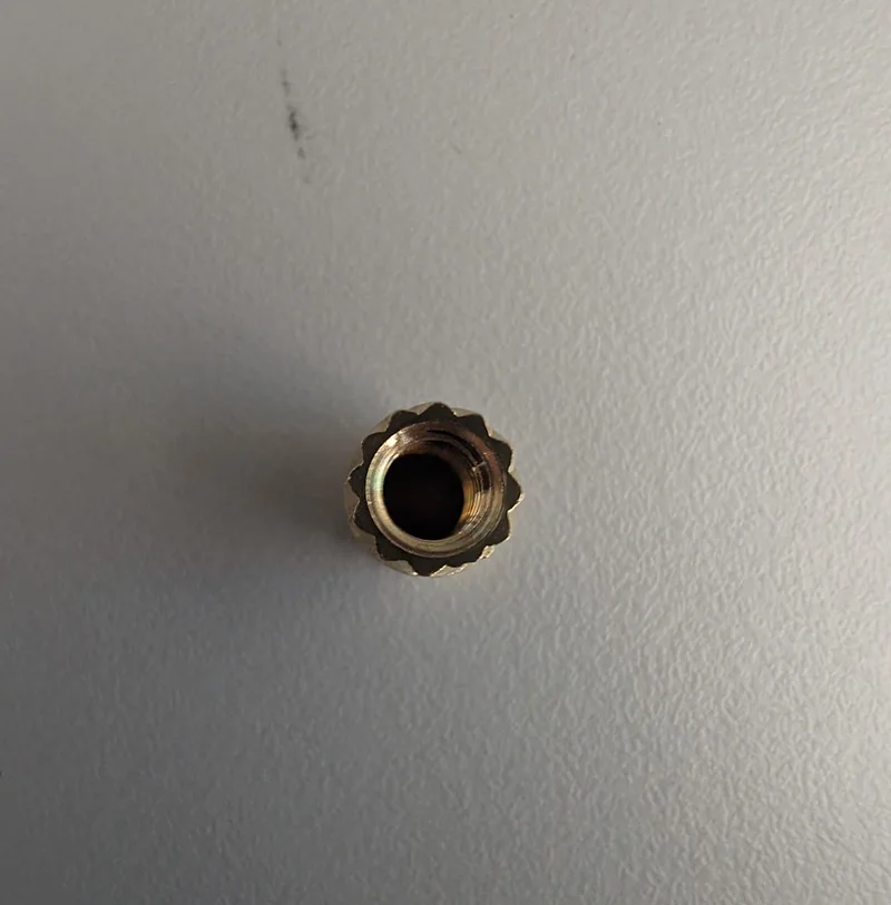 Термоплавкая медная гайка в рулоне