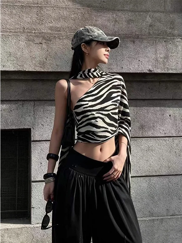 

Summer Vintage Loose Women's Sleeveless Shirt Zebra Pattern Casual Style Black White Spot Shoulder Hanging Neck Top