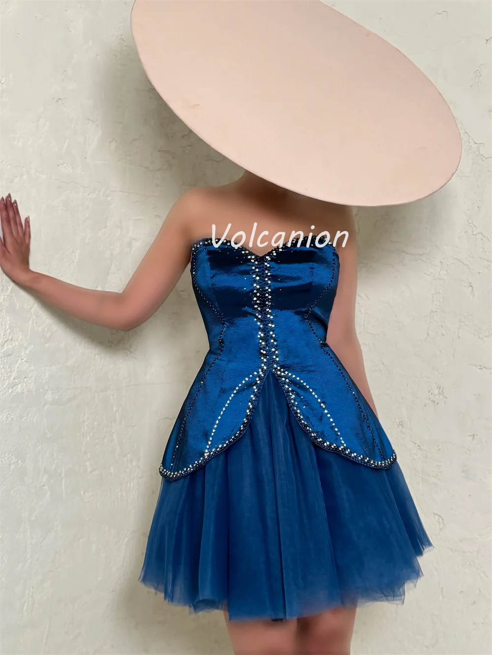 Customized Modern Style Elegant Charmeuse Beading Rhinestone A-line Sweetheart Knee Length Dresses Bespoke Occasion Dresses