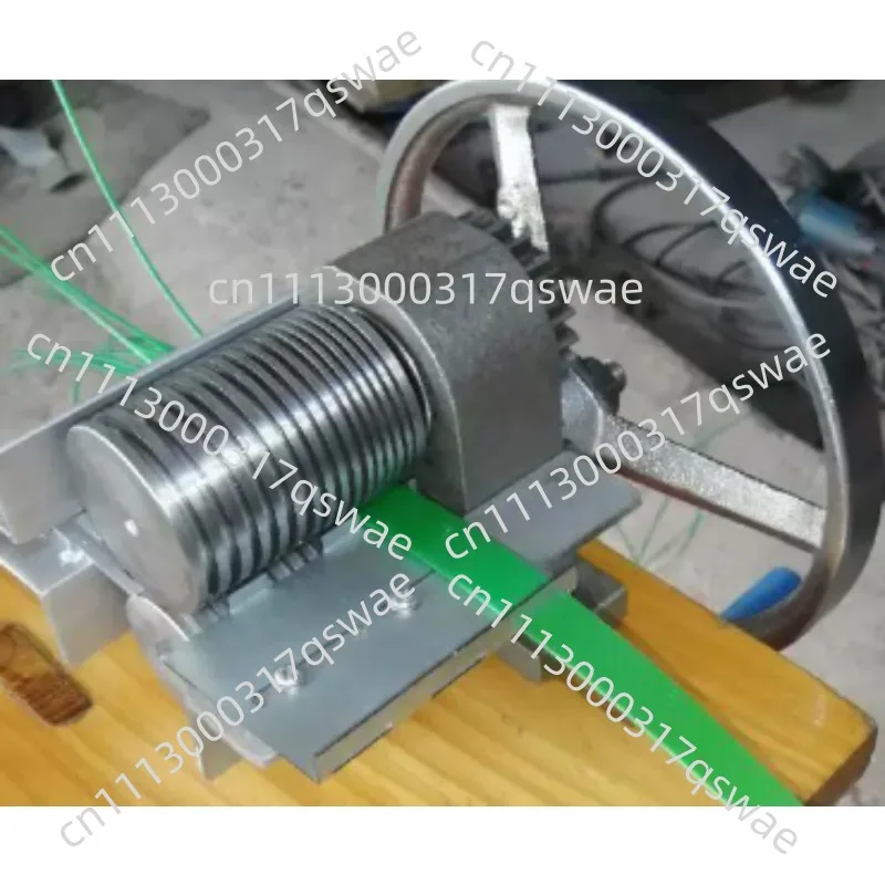 PP Plastic Rigid Belt Splitting Machine Wire Drawing Bamboo Piece Opening Equipment
