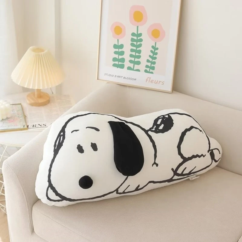 Miniso Cartoon Snoopy cuscino per auto protezione per il collo creativo quattro stagioni poggiatesta universale Cute Girl Chair Cushion Throw Pillow