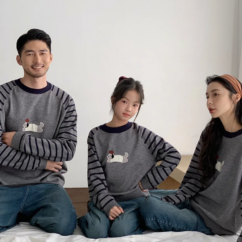 2025 Autumn Mother Daughter Matching Sweater with Cute Dog Print Knit Top Family Outfit Long Sleeve Pullover for Parent-child