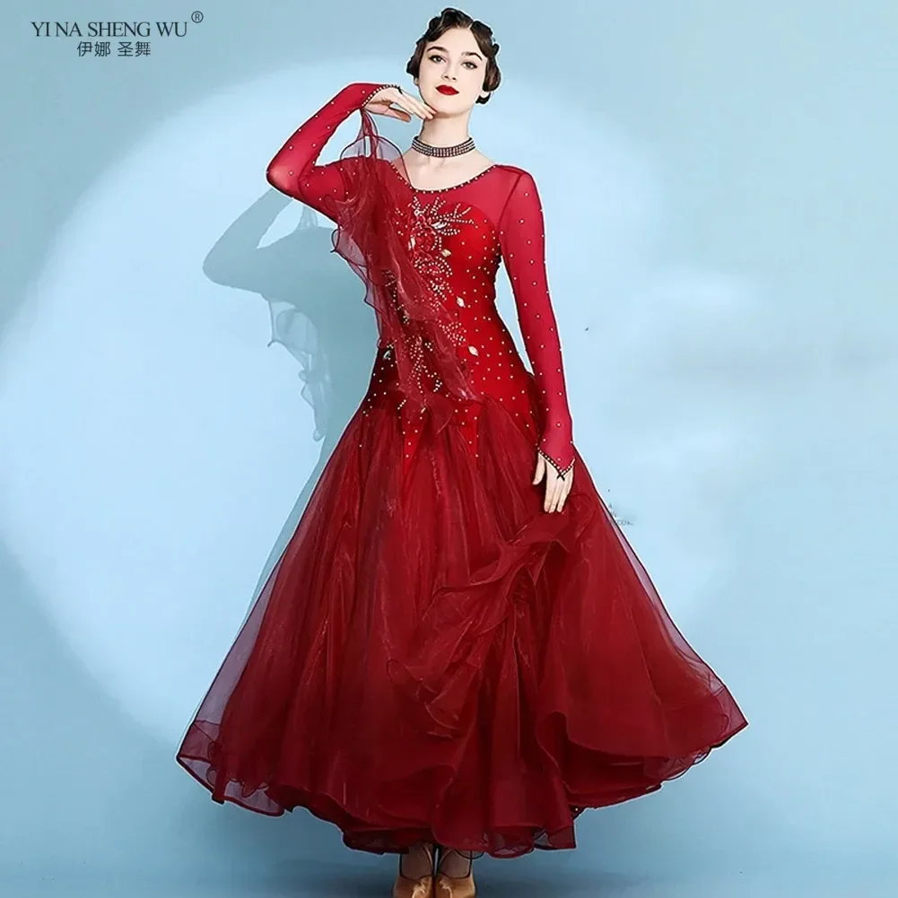 فستان الفالس لقاعة الرقص بأحجار الراين الشبكية بأكمام طويلة زي أداء الرقص القياسي ملابس المسرح فساتين السهرة