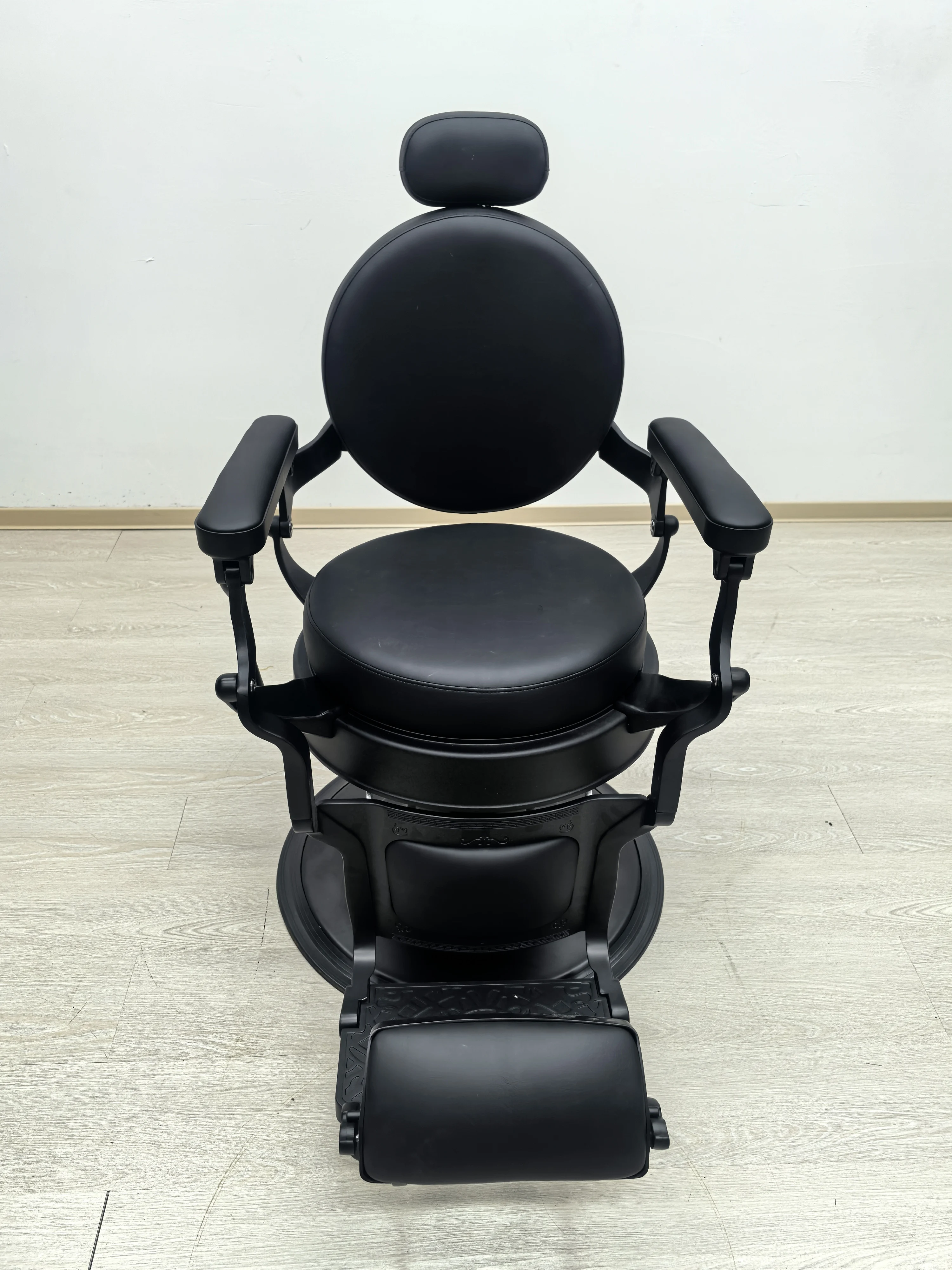 Hair Chair Titanium Black Iron Frame Hair Salon Chair Hot Sale European Retro Modern Style Beauty Salon Green