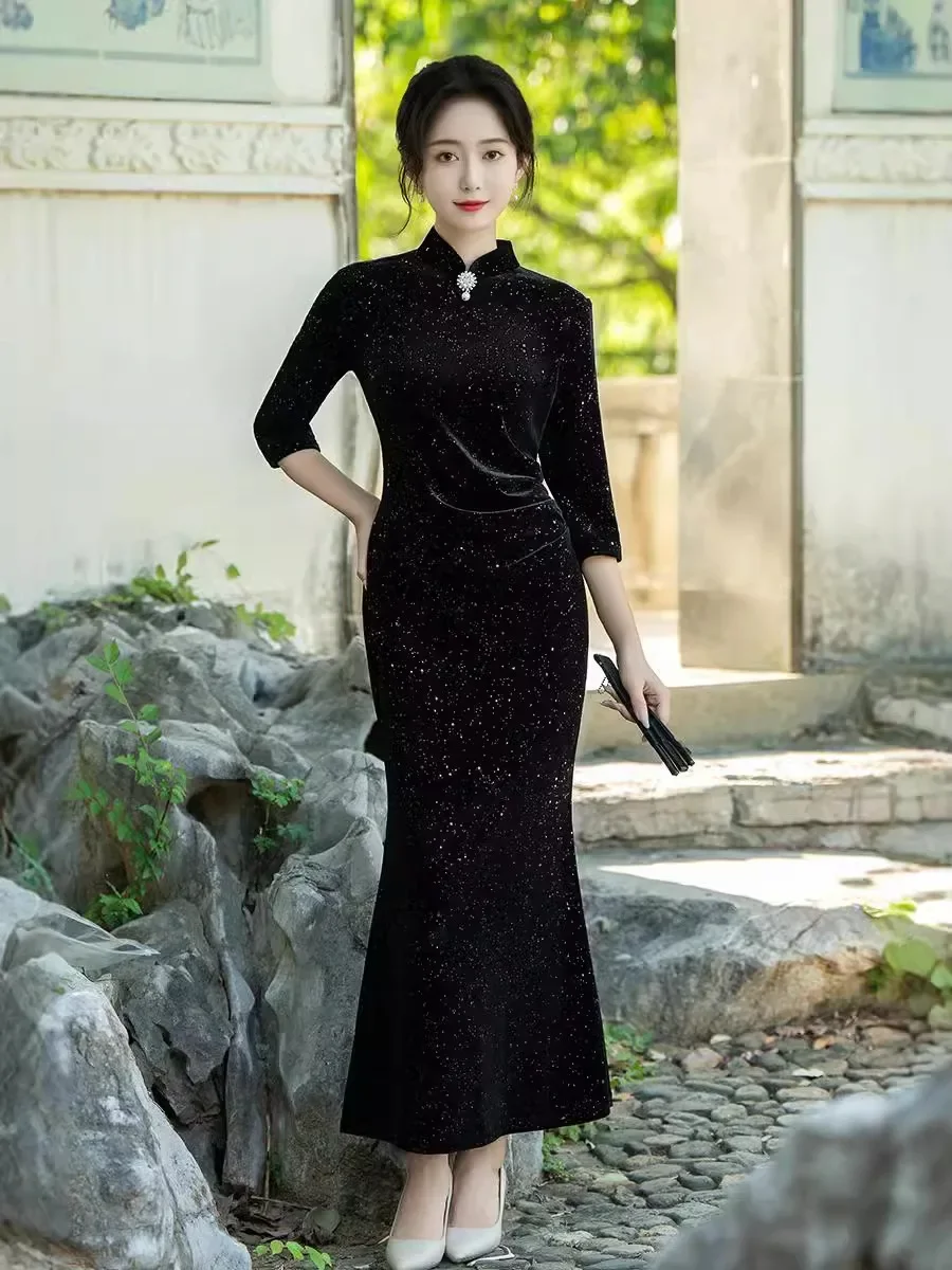 

Бархатное платье Cheongsam 2024, новое сценическое черное платье для выступлений в стиле ретро с семью рукавами, длинное платье Cheongsam для похудения и танцев