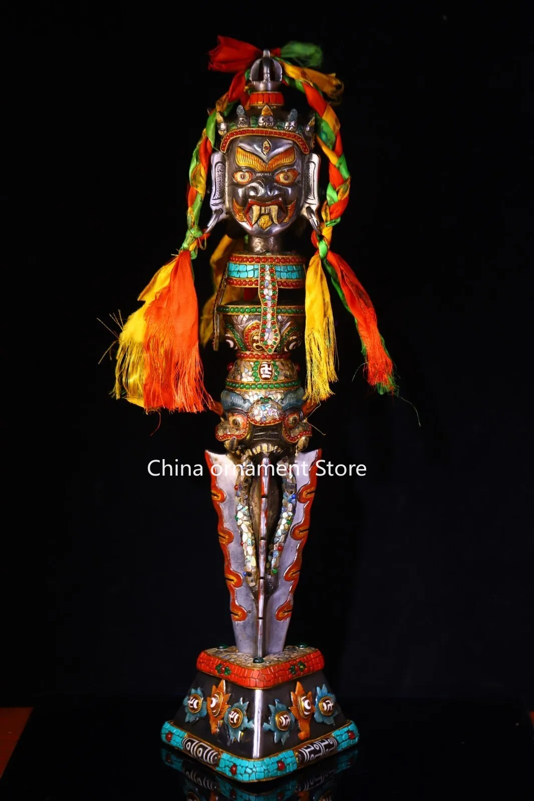 Old Tibet Iron Gilt Skull Head  Trident Exorcism Holder Faqi Statue TQA