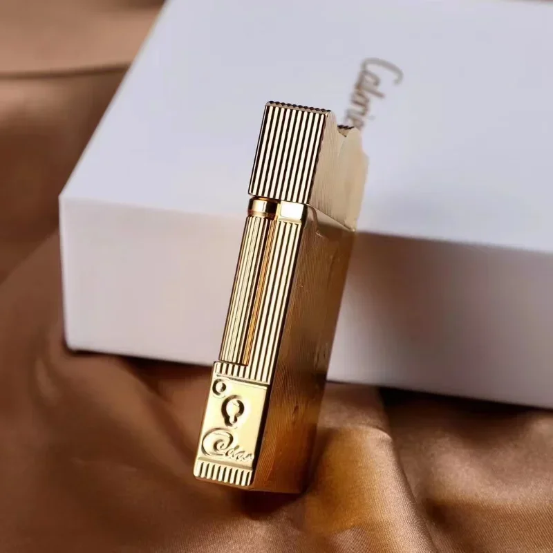 2027 Gold Sleep Mermaid Pattern Vintage Lighter Cigarette Smoking Pure Copper Gas Lighters Classic Sound Metal Lighters Gift