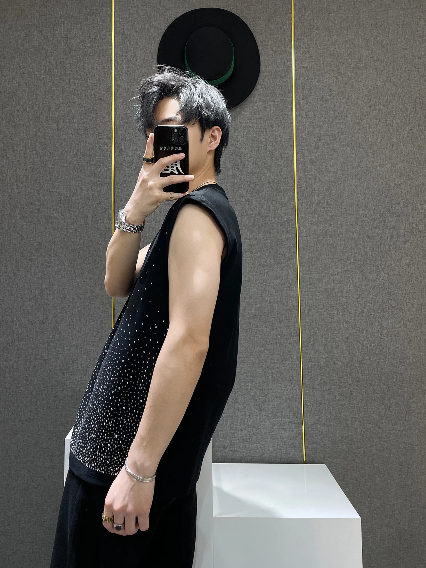 Fashion Men's Full Star Heavy Iron Rhinestone Sleeveless T-Shirt Men's Ins 2025 New Design Loose Casual Trendy Vest