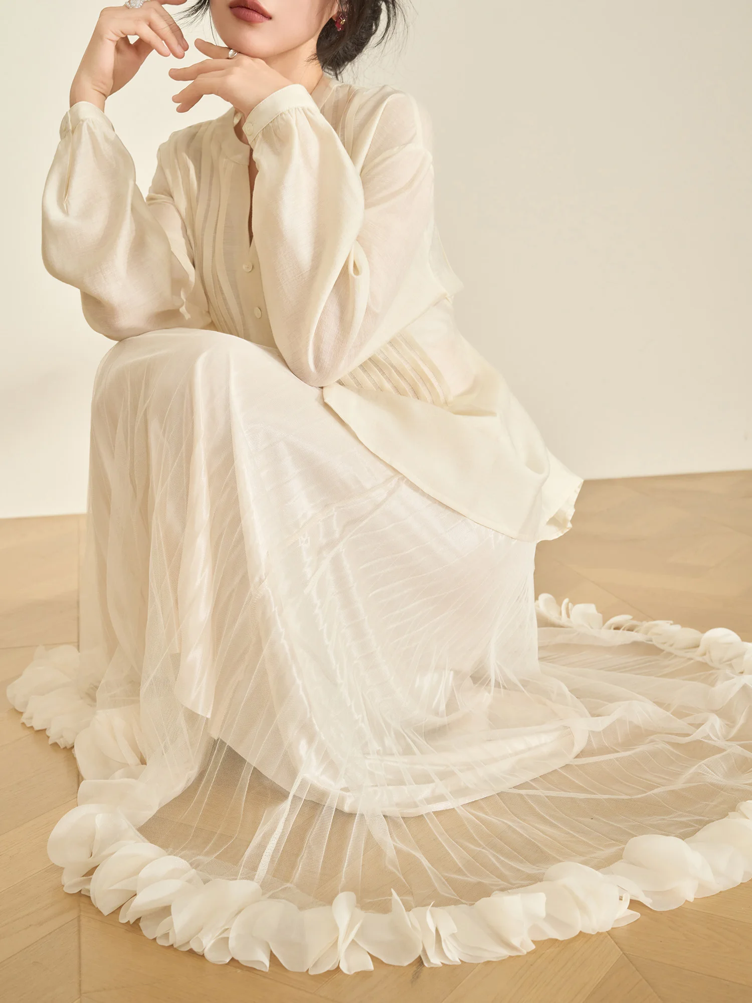 

Юбка Flowing Era Spring 2026: белая кружевная юбка А-силуэта с высокой талией, из полиэстера, с плиссировкой, удобная для повседневной носки