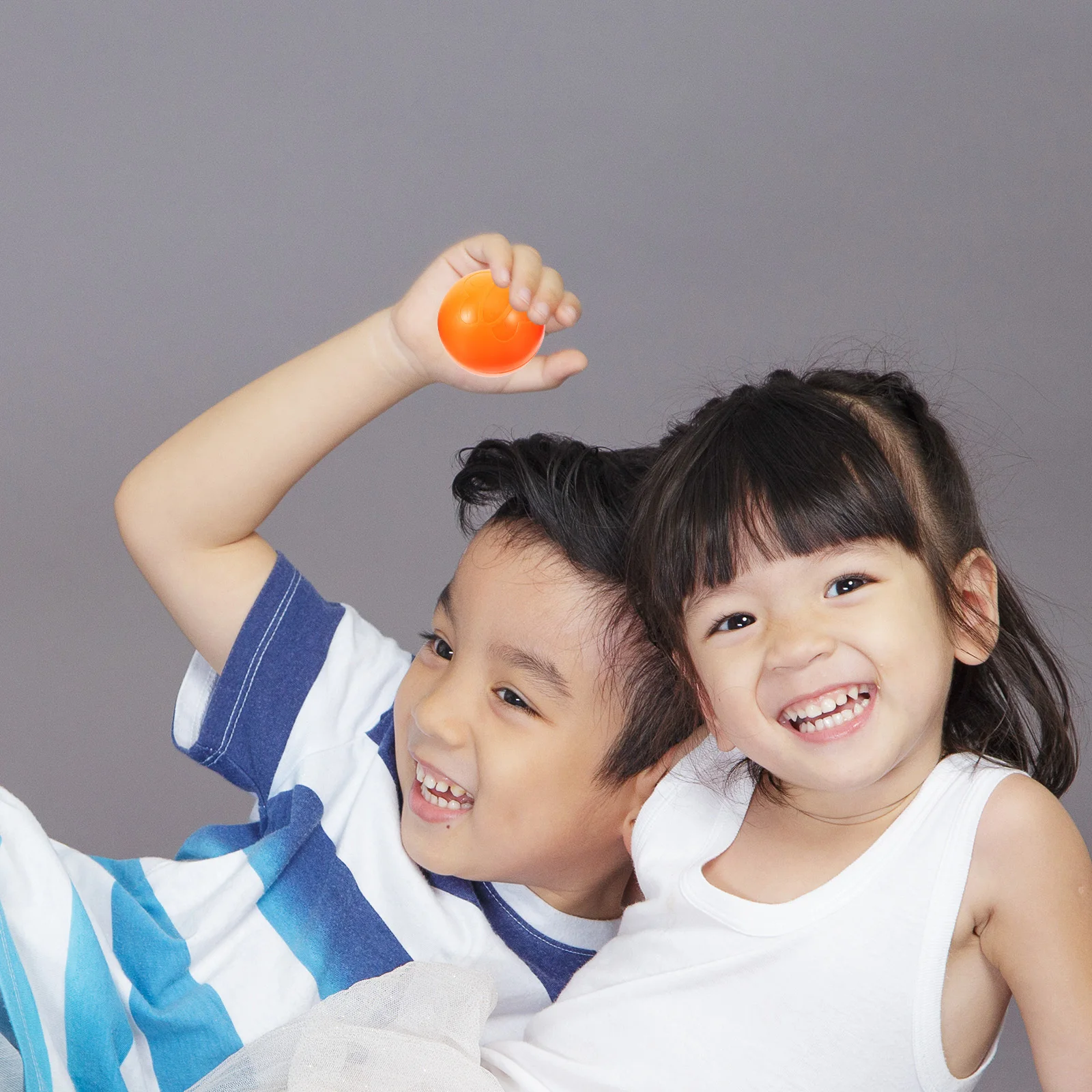 4 قطعة كرة ماراكاس اليد ماراكاس شاكر آلة موسيقية خفيفة الوزن محمولة سهلة الاستخدام صانع الصوت ل