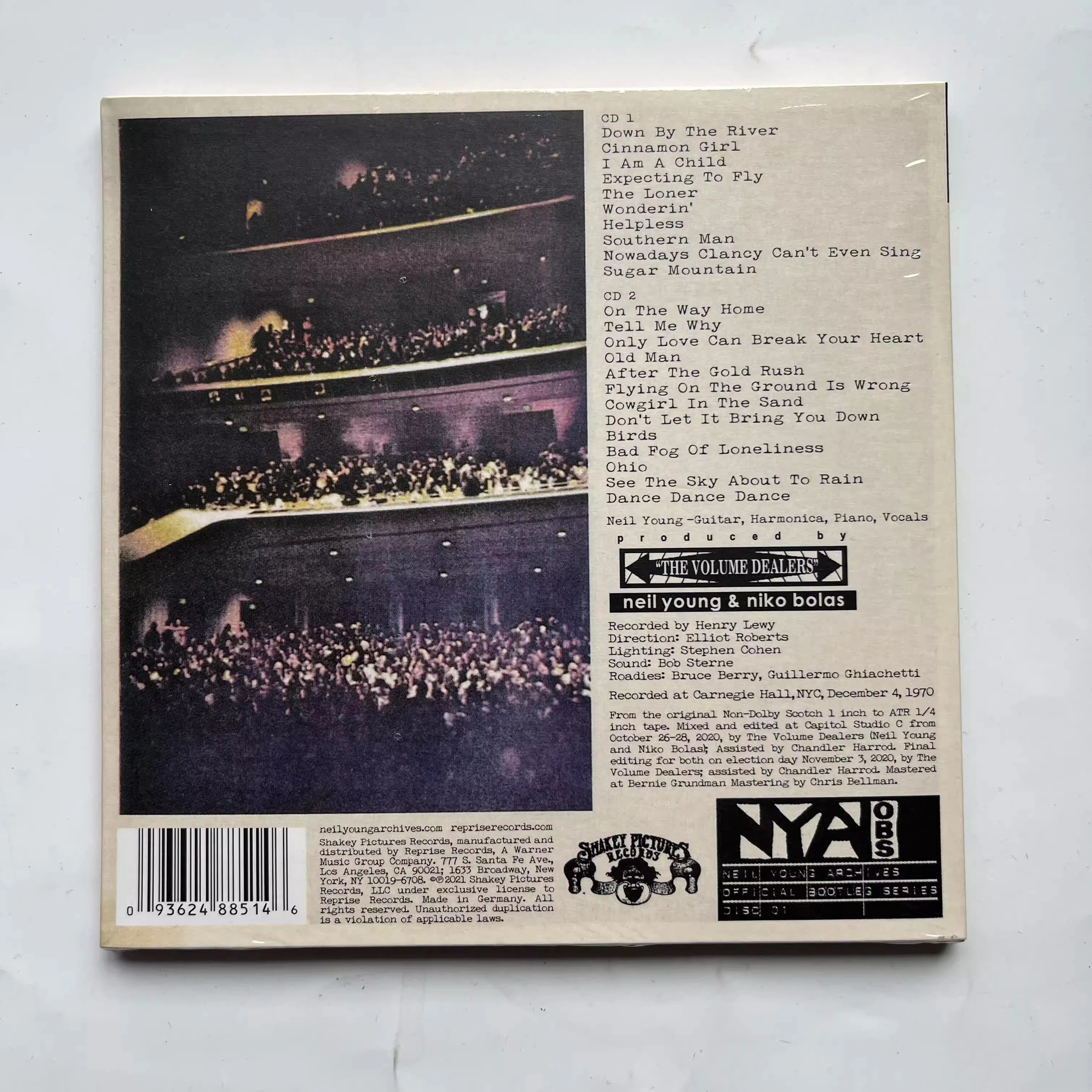 Neil Young Rock Ballad Music CD Carnegie Hall 1970 Album Music Record Cosplay Walkman Car Party Music Soundtracks Box Collection