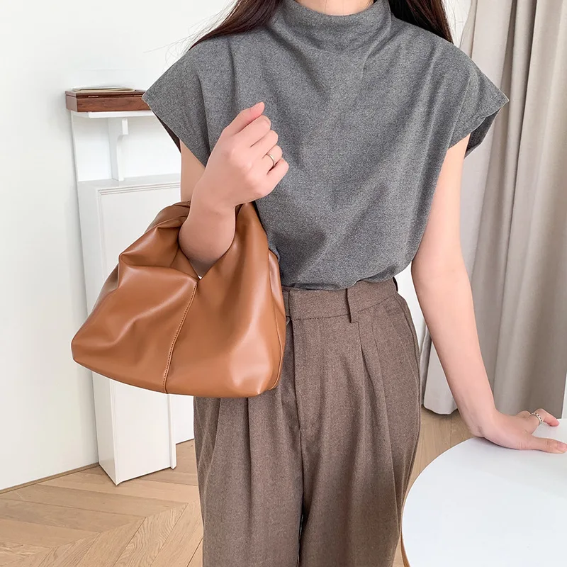 2023 New Fashion Girls Bags Commuter Handbag Tote Bag Senior Sense Niche Design Soft Leather Pleated Cloud Bag