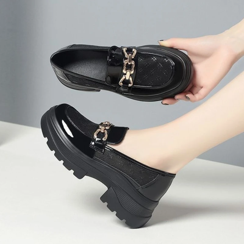 Damen-Mesh-Loafer 2026 Neuer Stil Weiche Leder-Plateauschuhe Breite Zehenpartie Bequeme Vielseitige Freizeitschuhe