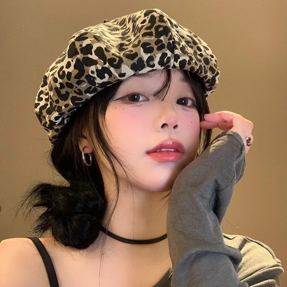 

Casual Cloud Leopard Print Beret Y2K Korean Style Octagonal Cap Versatile Classic Painter Hat Streetwear