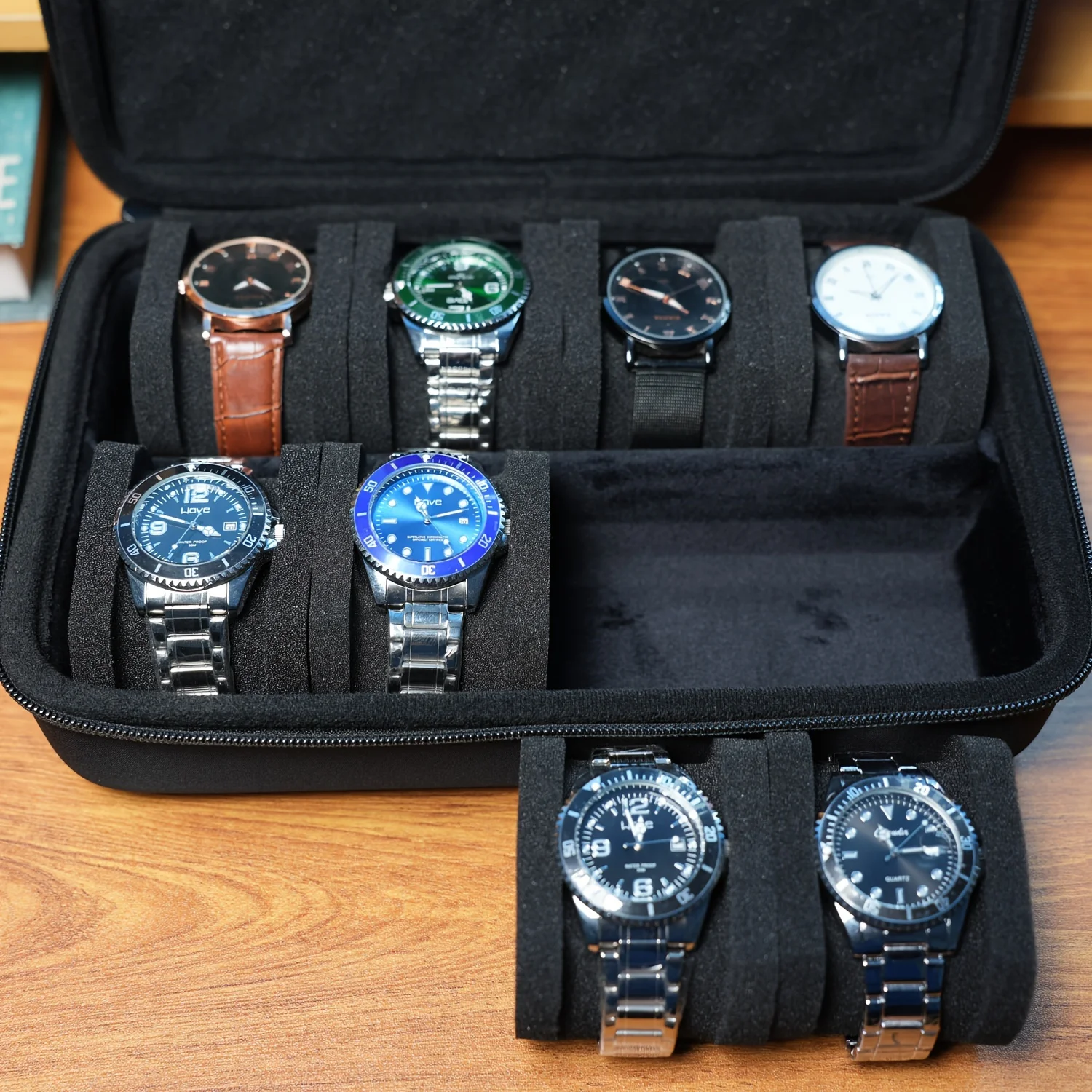 8 Slots Watch Box Organizer/Men Watch Display Storage Case Fits All Wristwatches and Smart Watches up to 42mm