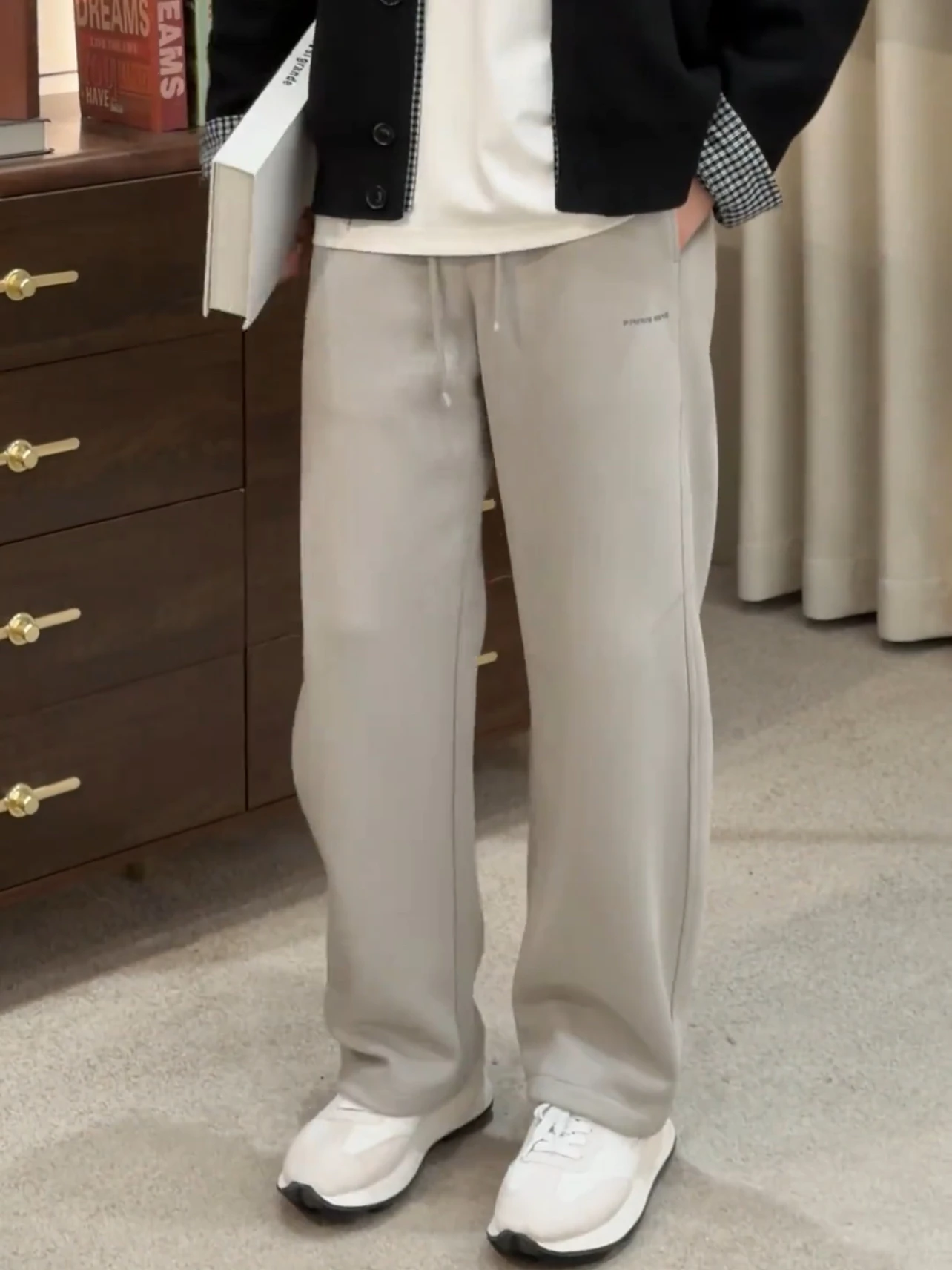 

Spring 2026 Men's Casual Pants Trendy Versatile Loose Wide Leg Long Faion Sweatpants Breathable Polyester Cotton Blend