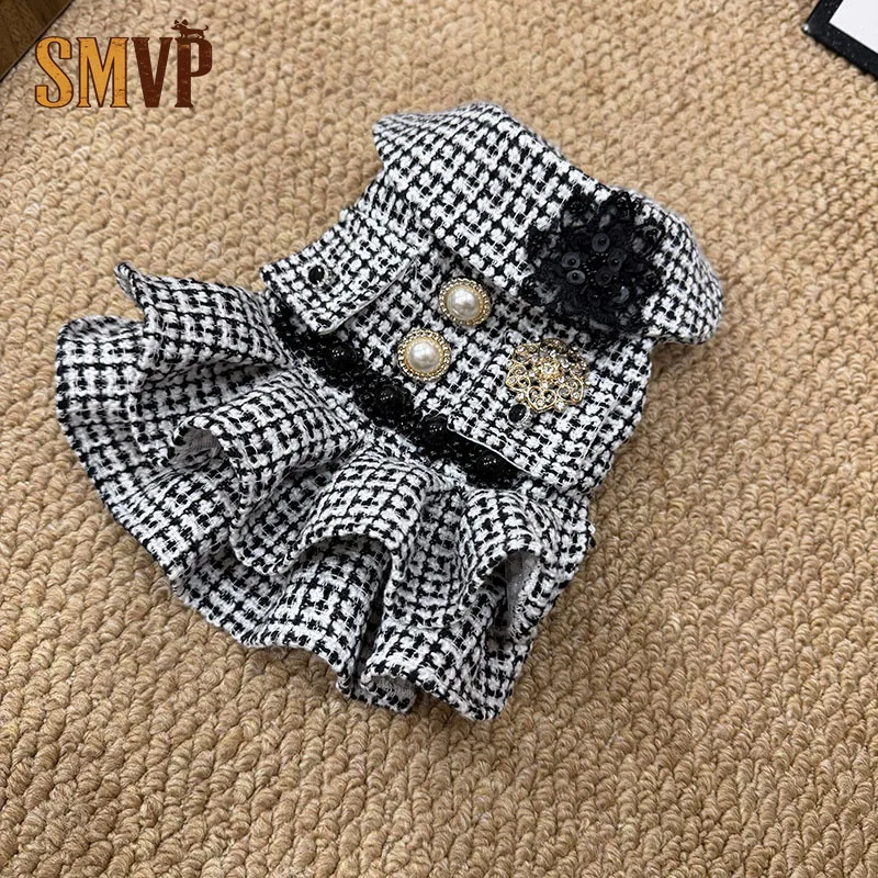 Luxury French Style Pet Tweed Dress Pearl Buttons Lace Flower Decor Ruffle Dress Warm Outfit for Winter Pet Party Photo Shooting