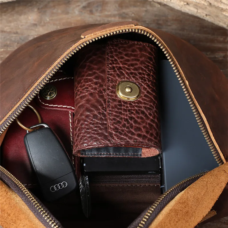 Vintage natural crazy horse cowhide men's chest bag outdoor sports genuine leather crossbody bag fashion designer shoulder bag