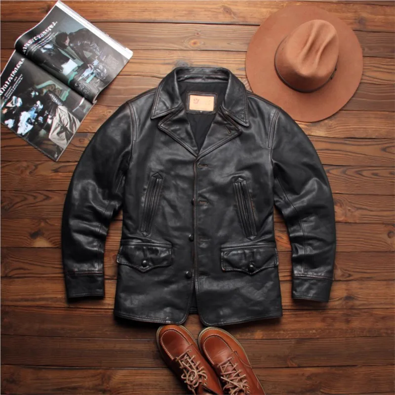 

A classic mid-length leather for men with lapel made of tea heart cowhide and dyed