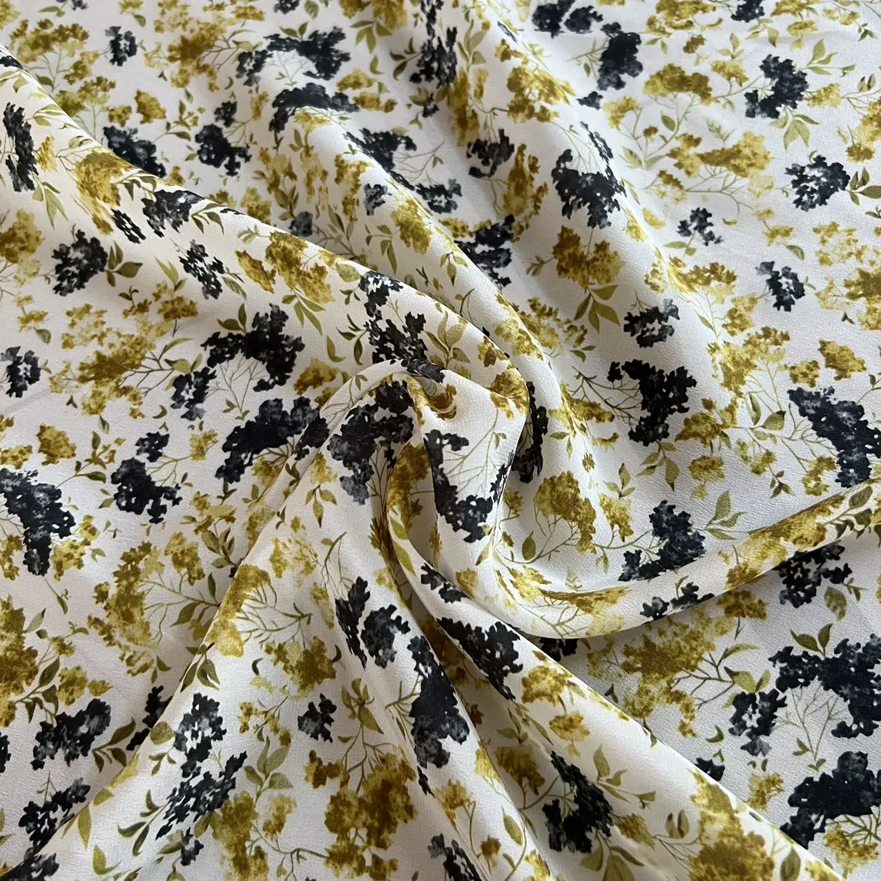 1 meter 100% Mulberry Silk 15 momme Crepe Silk Fabric White with yellow Floral Printed 138cm 54