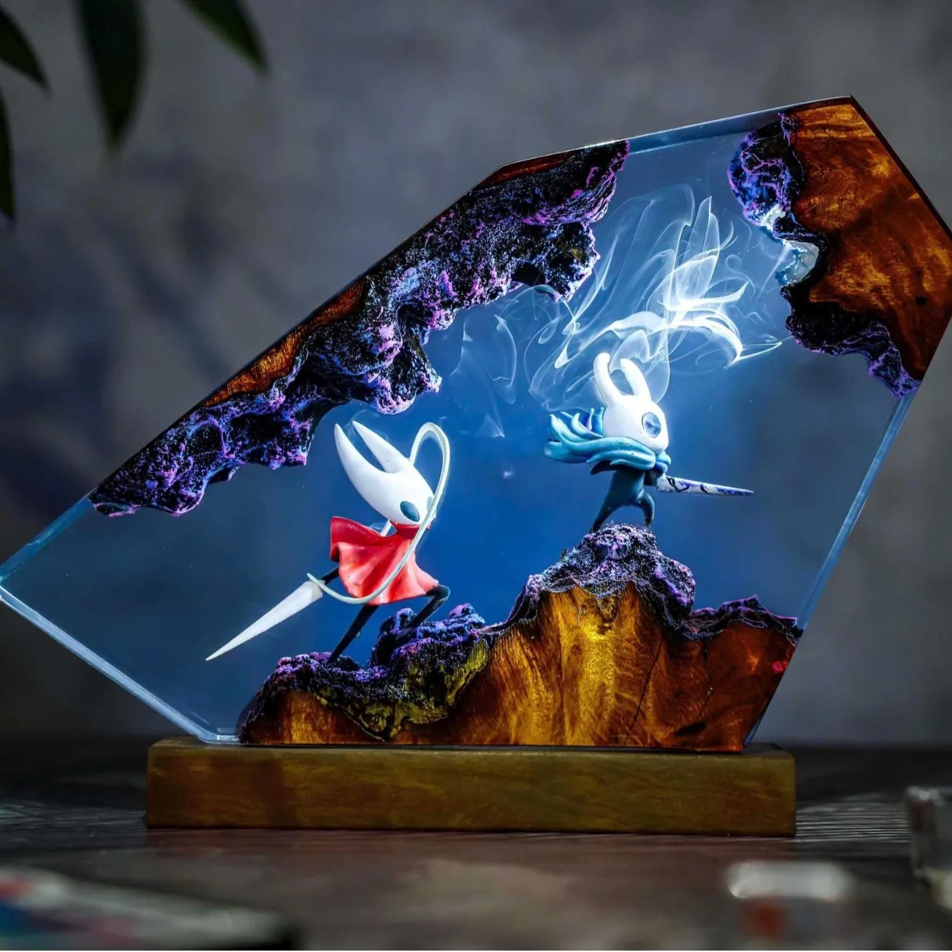 Resin Knight Lamp Night Light Epoxy Desk Ornament Insect Warrior Figurine LED Collectible Gift for Friend Father's Day Room Deco