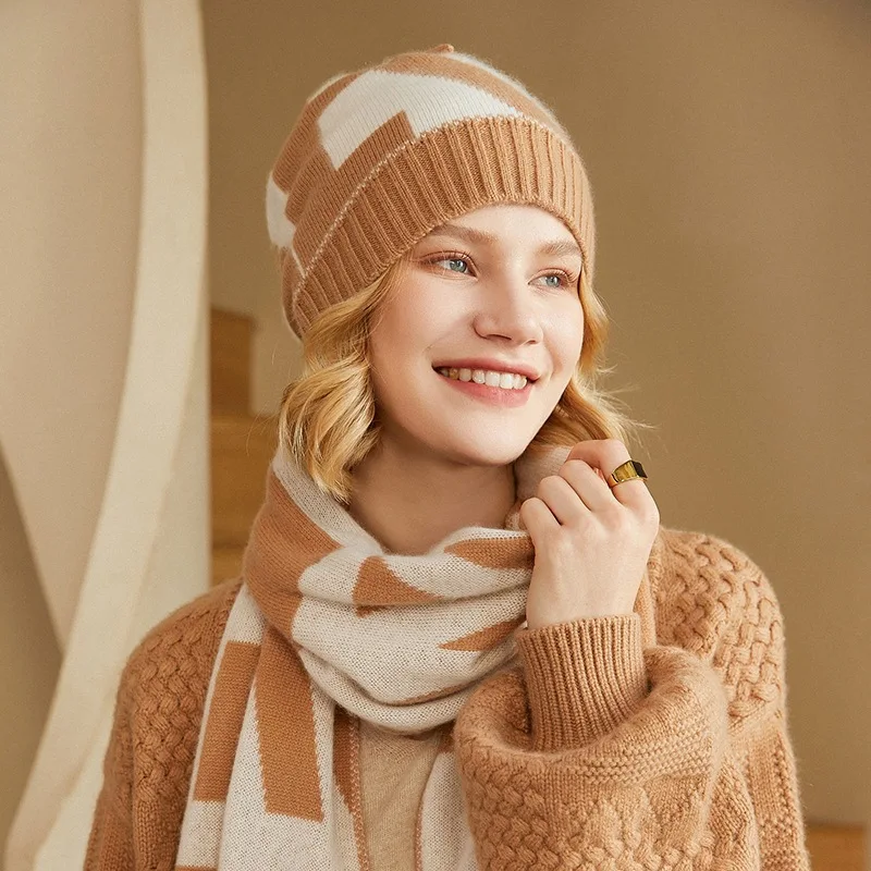 

Women's 100% Cashmere Beanie Hat Fashionable Warm Geometric Knit 56-60cm Autumn Winter Versatile