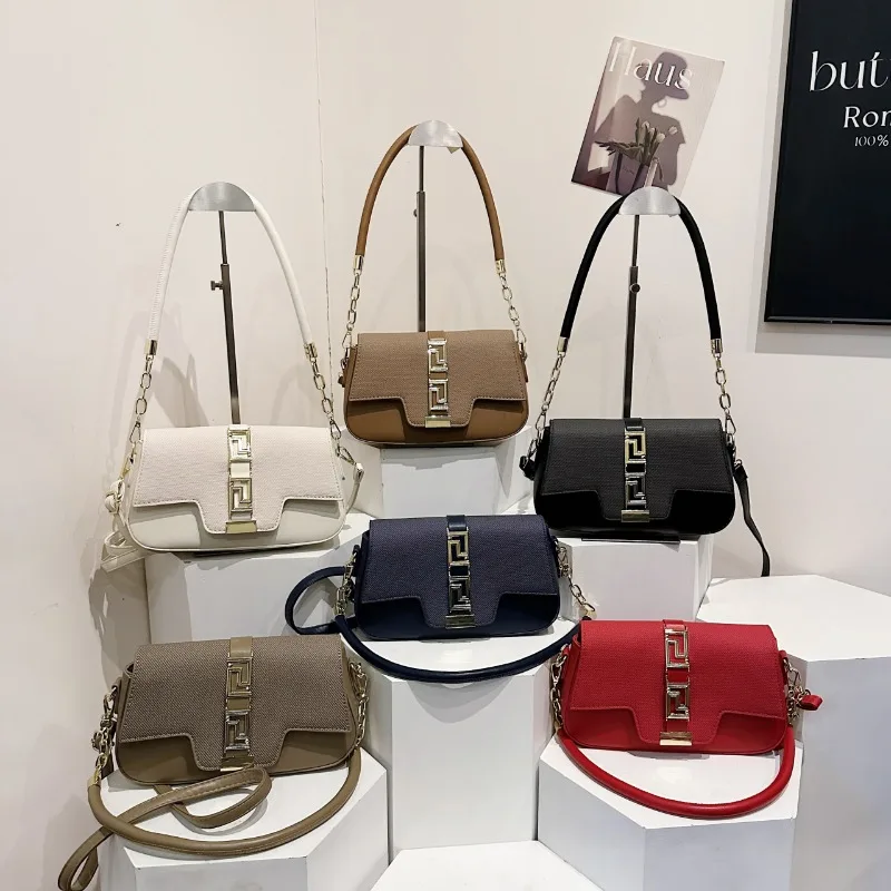 

Elegant Leather Classic Tote Bag For Women Featuring Unique Letter Logo In Paris Fashion Minimalist Style