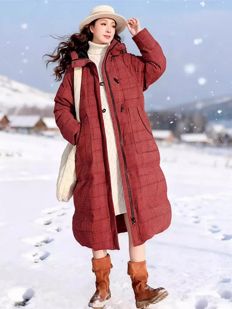 115-135 سنتيمتر التمثال الشتاء أسفل السترات النساء أنيقة الأبيض بطة أسفل يندبروف سميكة الدافئة طويلة الأحمر منقوشة مقنعين أسفل السترات المنتفخة #5