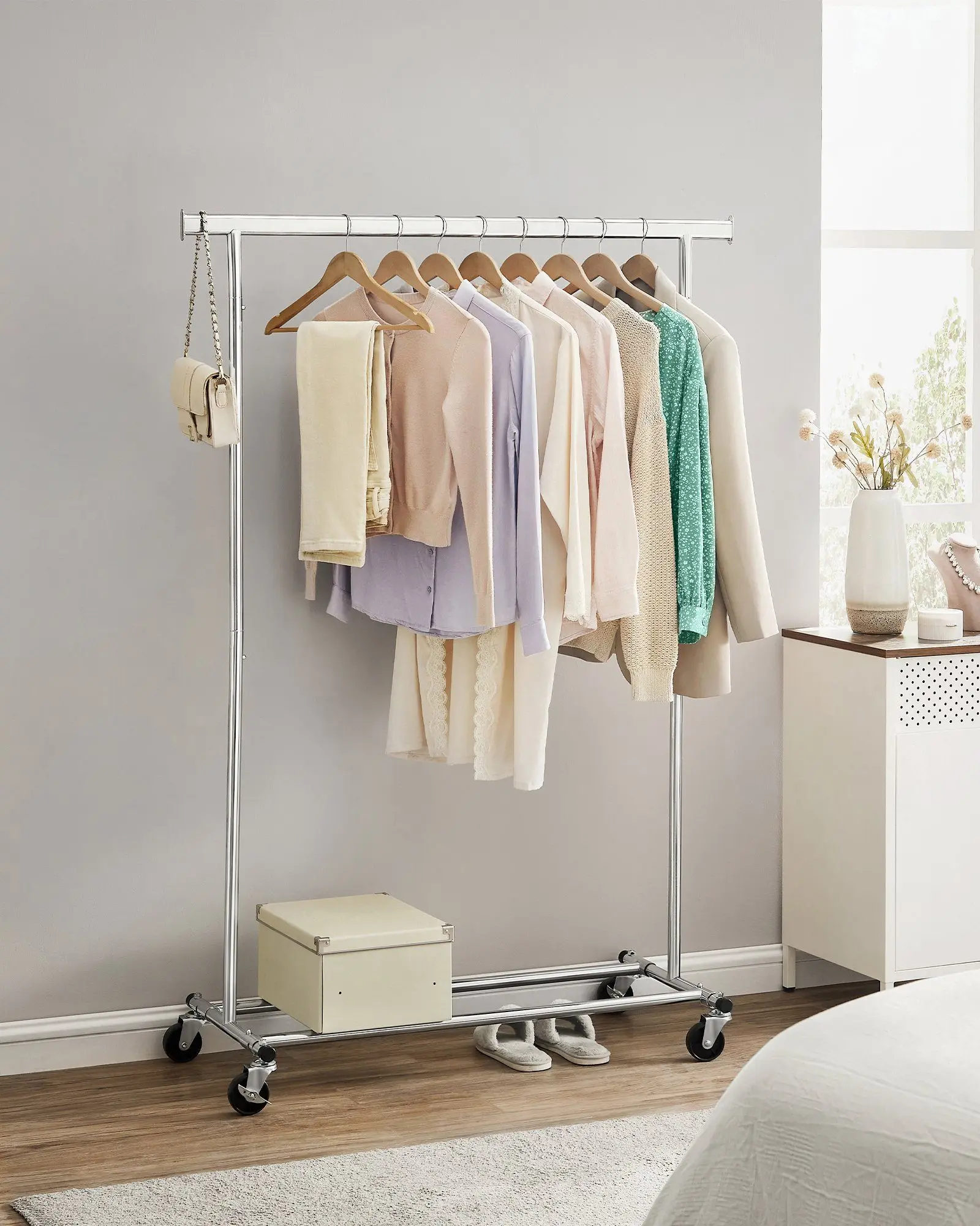 SONGMICS dresses stand, coat rack stand on castors, weighing up to 45 kg