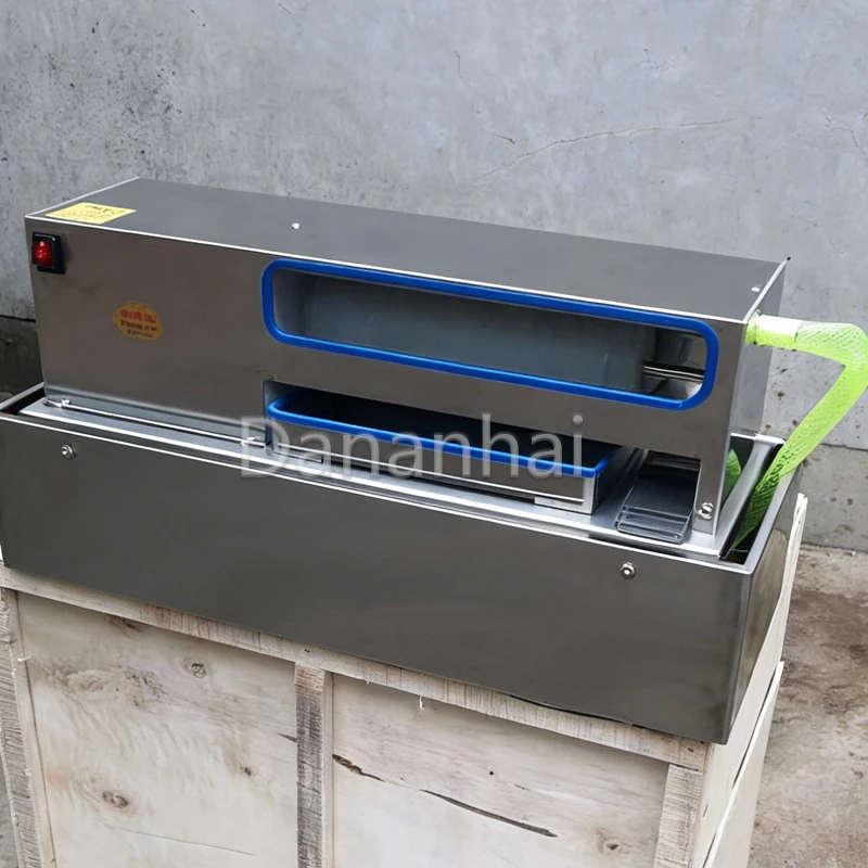 

Fully Automatic Small Commercial Egg Shelling Machine Multi-Functional Water Circulation for Kitchen Use