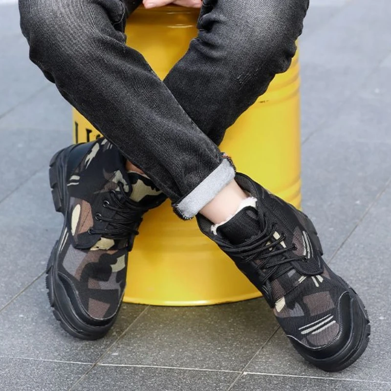 

Thickened Wool Snow Boots for Men Winter High Top Cotton Shoes Thick Sole Warm Men's Winter Footwear​