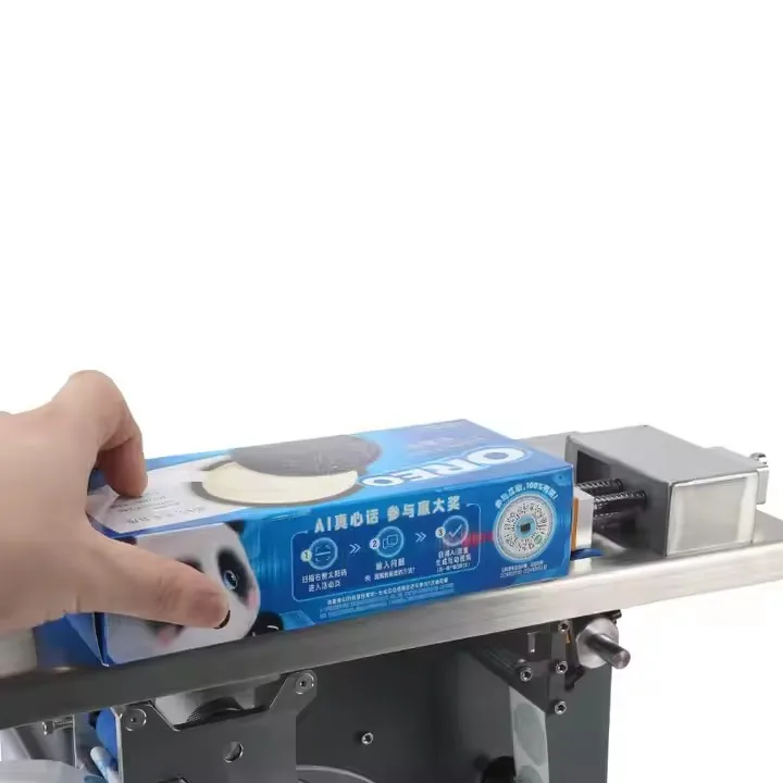 Electric automatic labeling machine PLC component paper packaging with a 90-degree tilt on the carton drawing