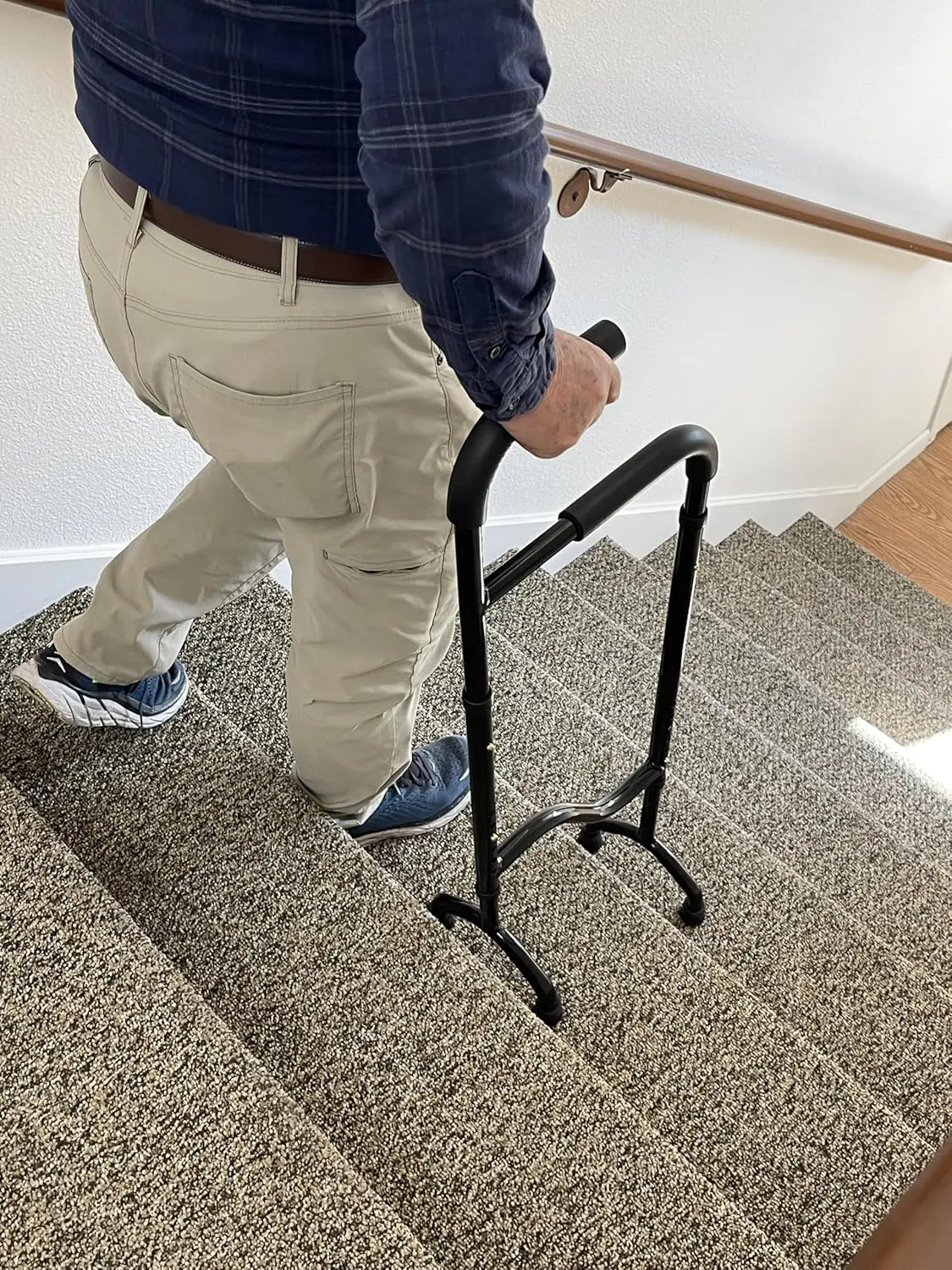 t Cane Reduces Shock and Pain as You Step Down Each Step. Adjustable, Light Weight, Sturdy, Foam Handles