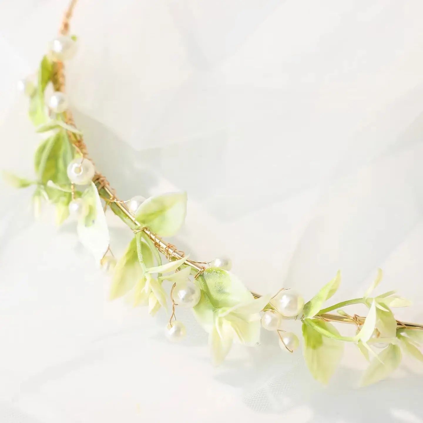 Elegant Green Leaf Pearl Rhinestone Bridal Headband, Boho Floral Wedding Hair Crown for Bride Bridesmaid Prom Garden Party image 6