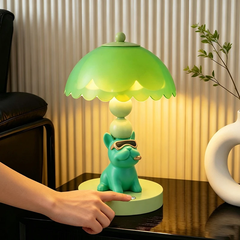 멋진 레진 프렌치 불독 테이블 램프 USB 충전식 피규 - Unique Lighting Decor 리뷰 및 가격