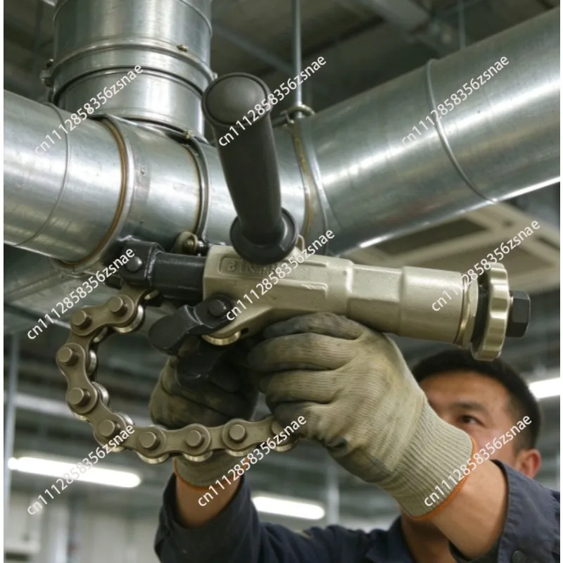 Newly upgraded second-generation chain pipe cutter, special tool for cutting cast iron pipes with narrow renovation