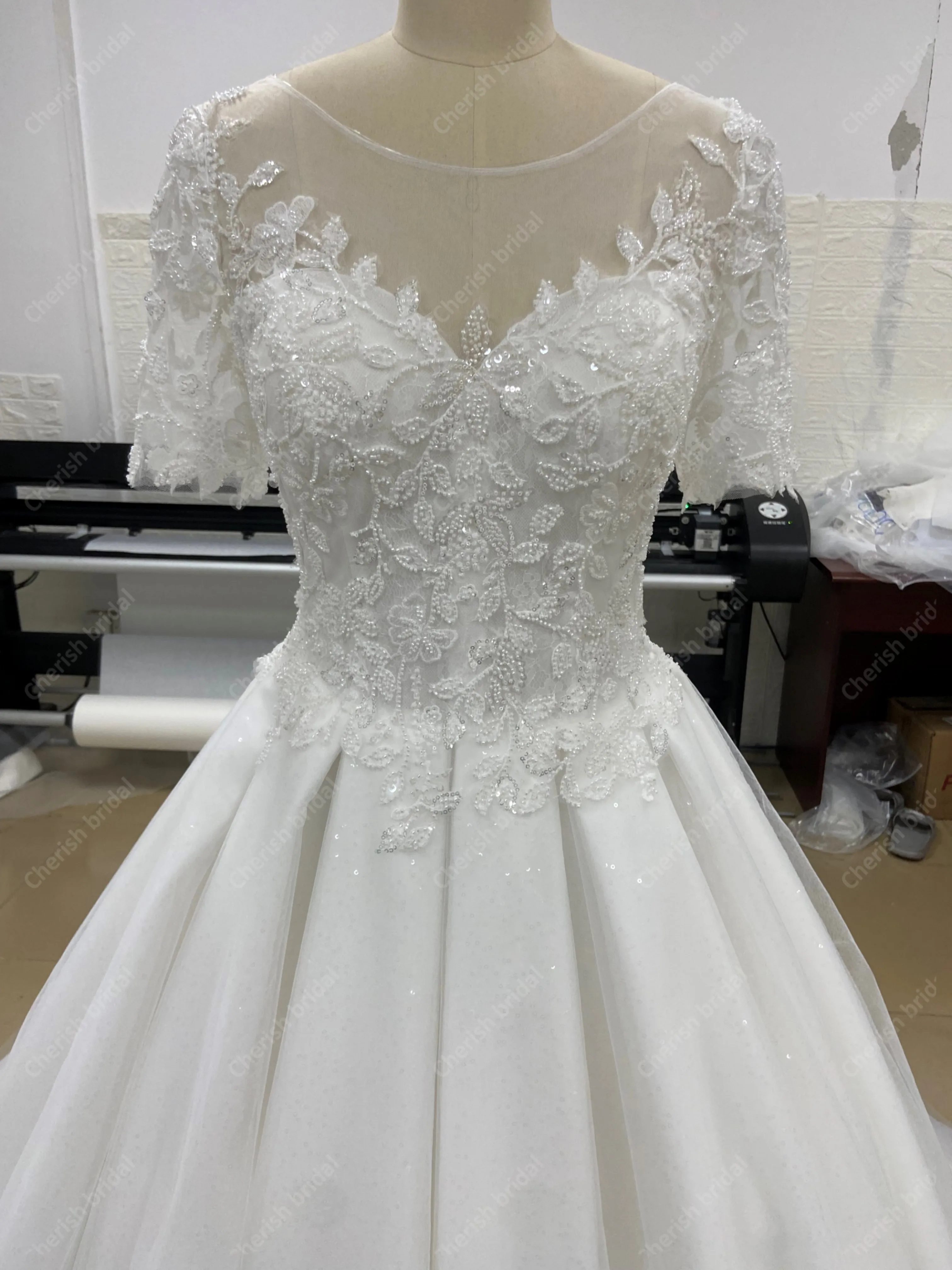 C1044A Wedding Dresses for Bride Women Luxury Handmade Beading Ball Gown Bridal Dress Short Sleeves Lace Up Weddingdress