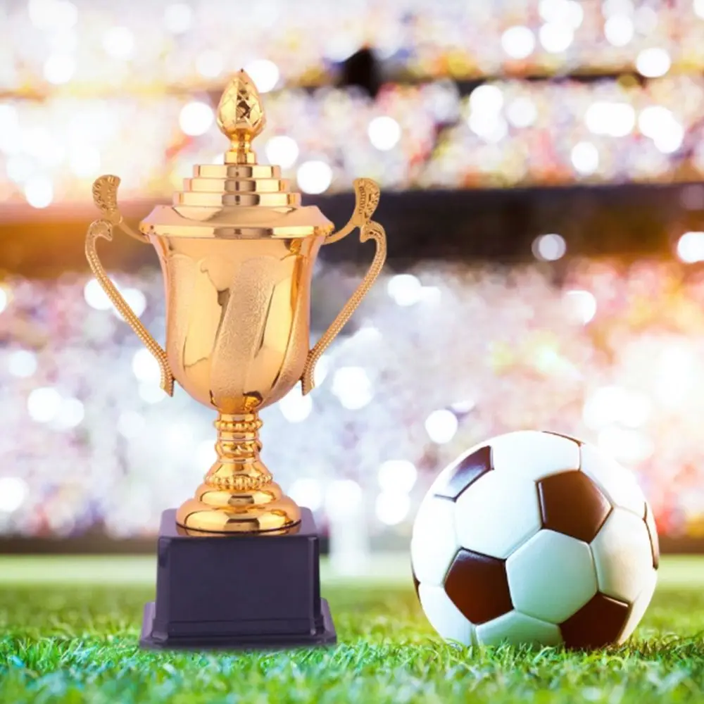 متعددة الحجم المنافسة الكأس ميدالية البلاستيك الفتيات ميداليات المنافسة جائزة الذهب اللون البلاستيك نموذج مدرسة مكافأة العرض