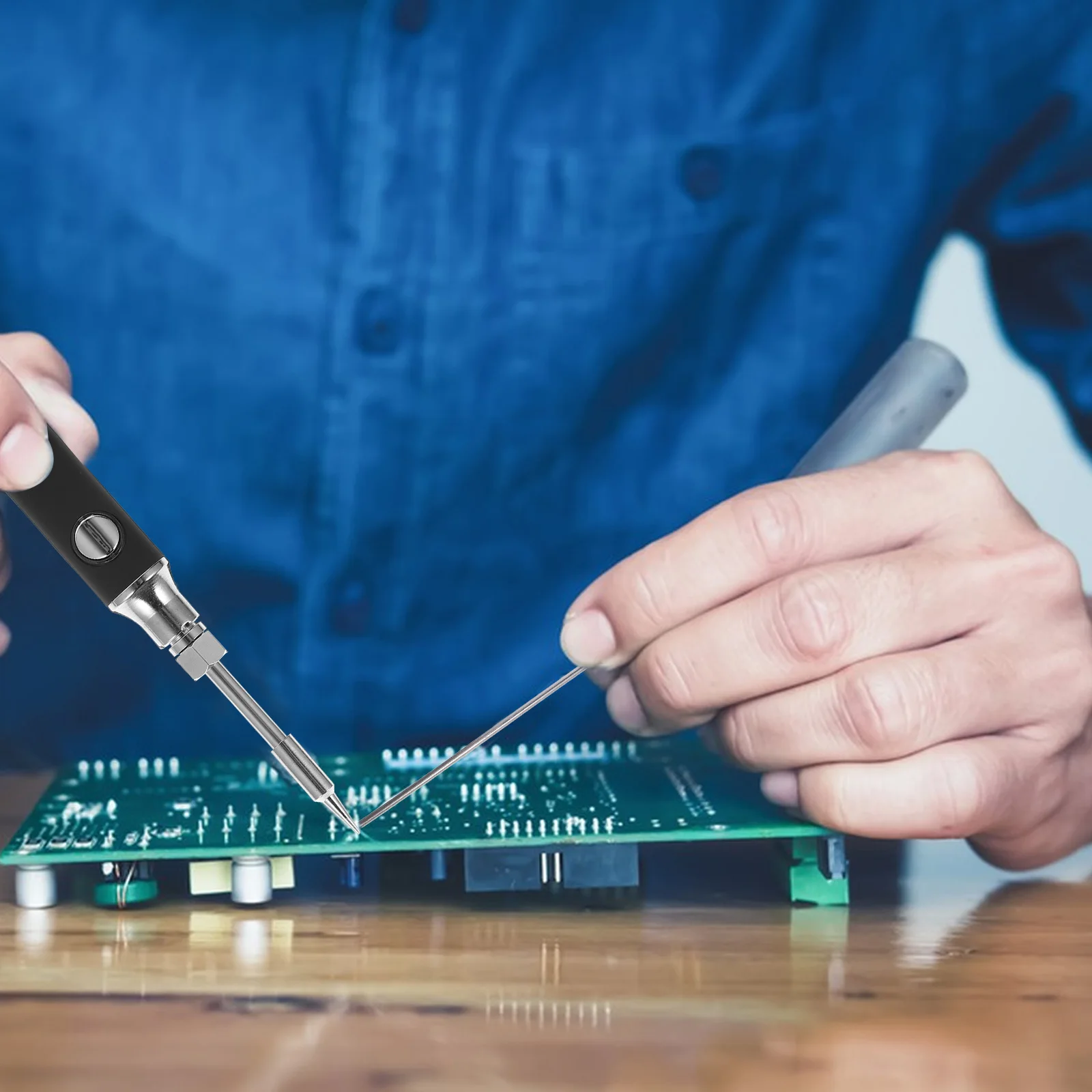 

1Set USB Soldering Iron Cordless Rechargeable Portable Welding Tool for Electronic Components DIY Projects Soldering Iron