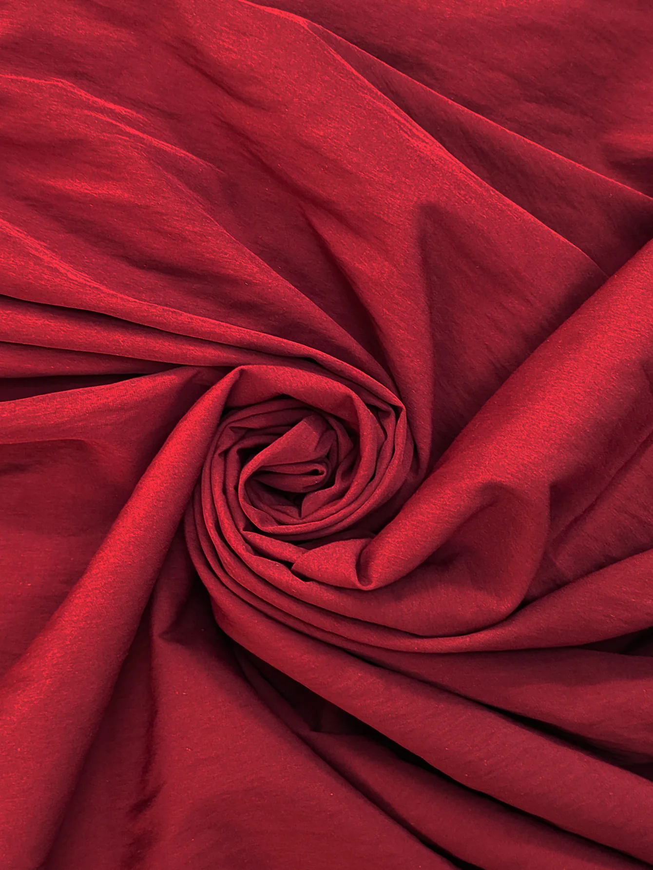 ชุดราตรีผู้หญิงแบบใหม่สำหรับฤดูใบไม้ร่วงและฤดูหนาว ทรงเข้ารูป กระชับเอว สีพื้น แขนยาว