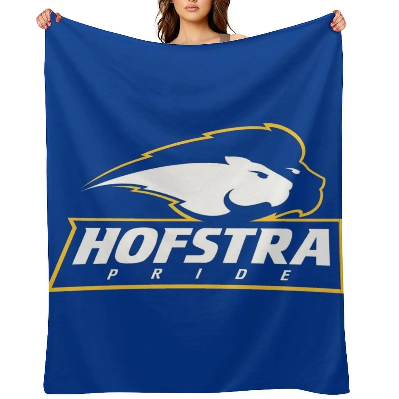 Cool Hofstra Icon Throw Blanket Designers warm for winter Bed Fashionable valentine gift ideas Blankets