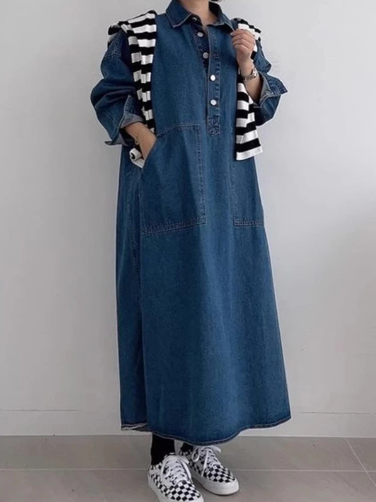 레트로 시크 레이지 스타일 긴 소매 데님 드레스 루즈 캐주얼 사이드 슬릿 칼라 포켓 여성용 맥시 드레스 한국 스타일 루즈 웨이스트