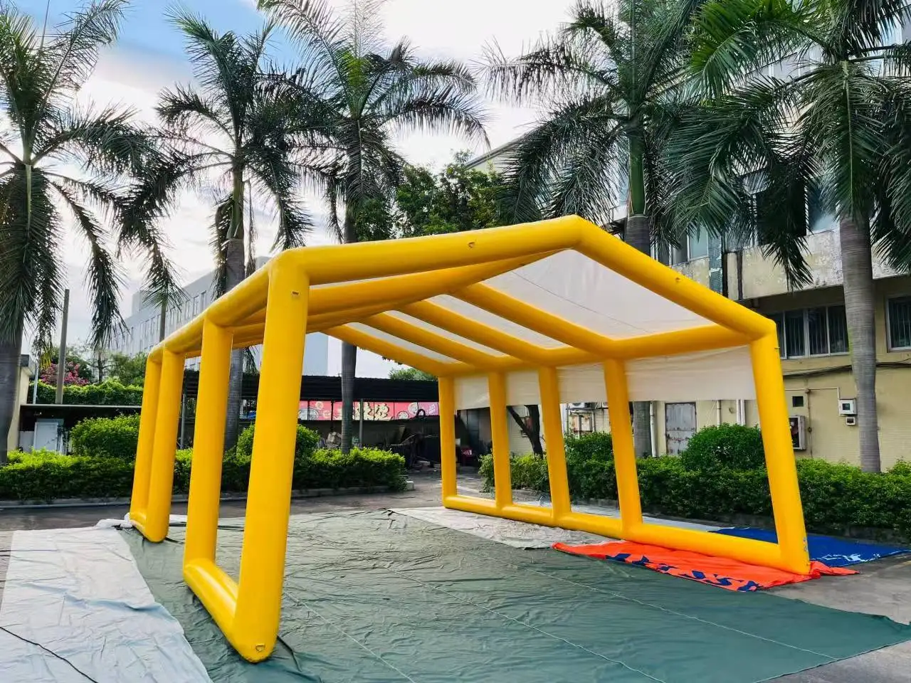 Portable Inflatable Summer Sun Shelter Lightweight  Easy Setup inflatable swimming pool cover