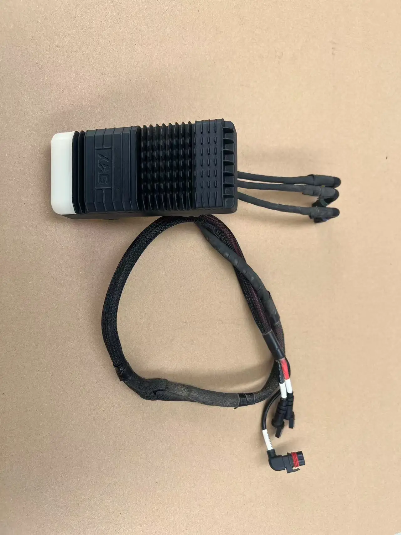 

Подходит для XAG P100pro, ESC, электрически регулируется, 95% новый, функциональный, оригинальные аксессуары, высокая экономичность