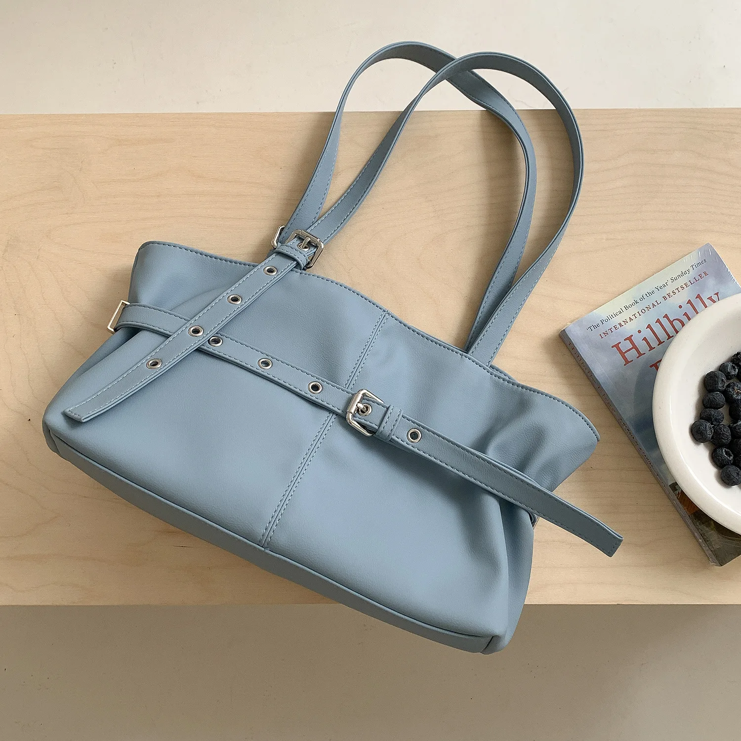 Tas Desainer Fashion untuk Wanita, Tas Tangan dan Dompet, Tas Selempang Kulit PU Lembut, Desain Sabuk, Tas Belanja, Tas Kerja Wanita