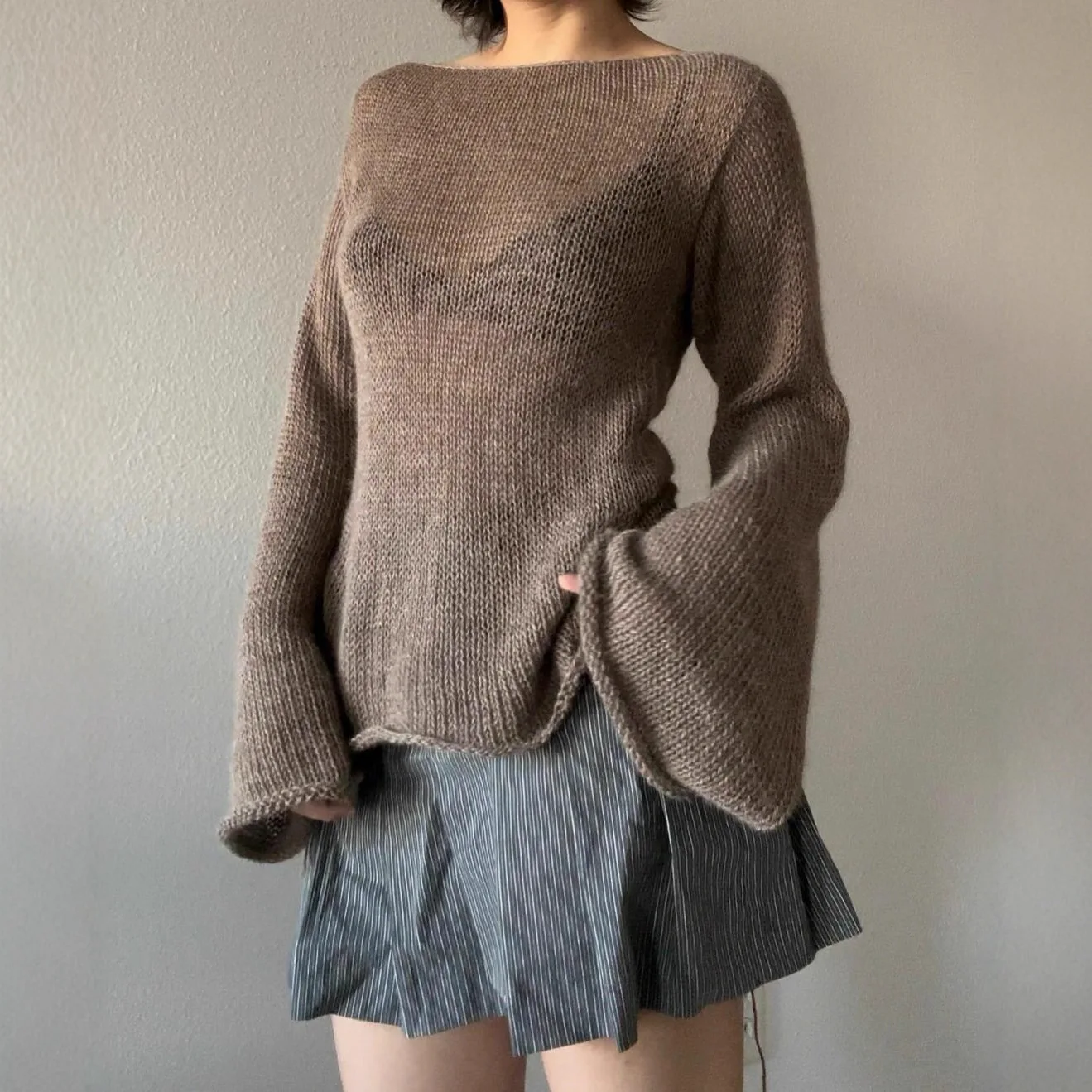 

2025 autumn new women's temperament flared sleeve knitted top lace-up sexy halter sweater