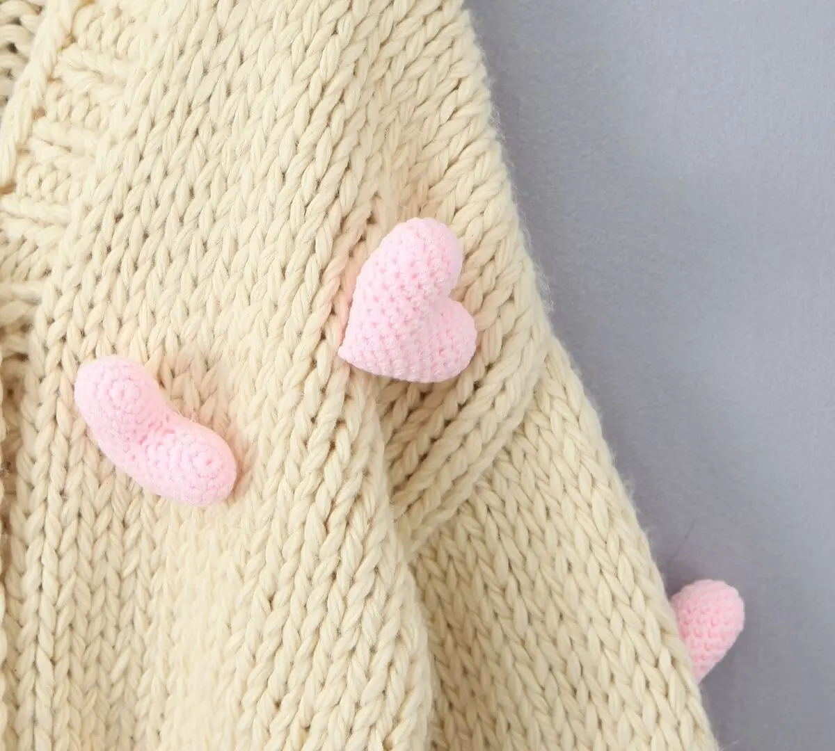 Maxdutti Handmade Pink Heart  Crochet Flower Knitted Cardigan Jacket Women Fashion Blogger Vintage Winter Coat