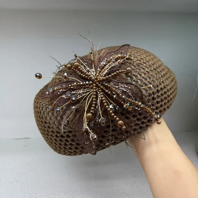Women Vintage Black Beret Hat with Beaded Butterfly Feather Lace Fascinator Breathable Mesh Weddings Party Horse Racing Events